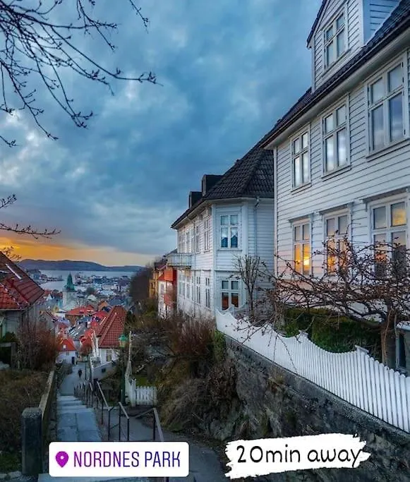 Lovely Room With Free Parking In Shared Appartment Bergen